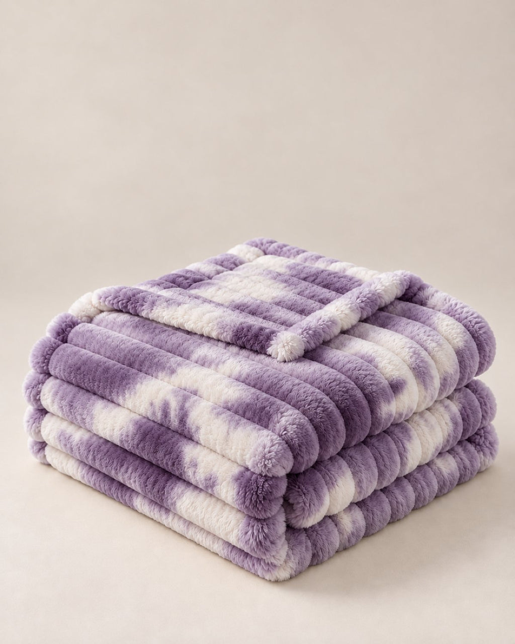 Plaid polaire côtelé Douillette, coloris tie-dye violet, plié
